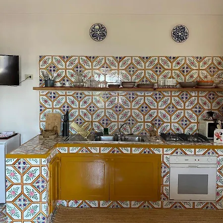 Holiday home Dammuso Pensare Luna San Michele (Pantelleria)