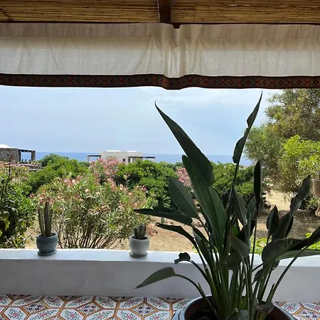 Dammuso Pensare Luna San Michele (Pantelleria)