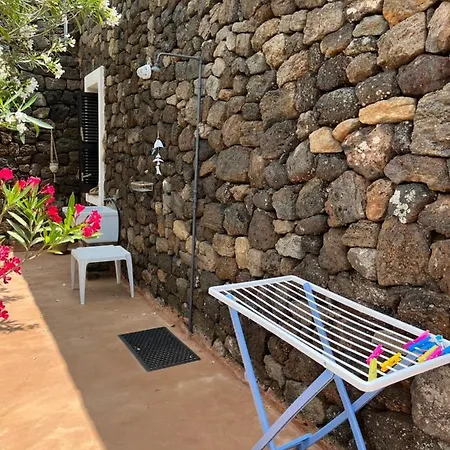 Holiday home Dammuso Pensare Luna San Michele (Pantelleria)