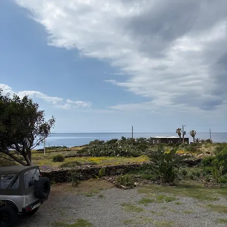 Dammuso Pensare Luna * San Michele (Pantelleria)